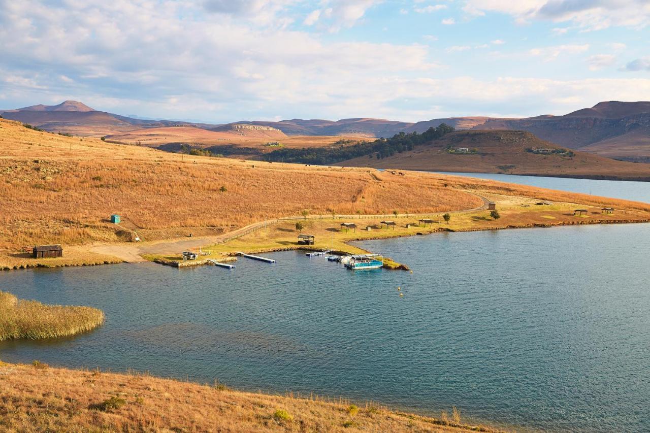 Hotel First Group Qwantani Harrismith Exteriér fotografie