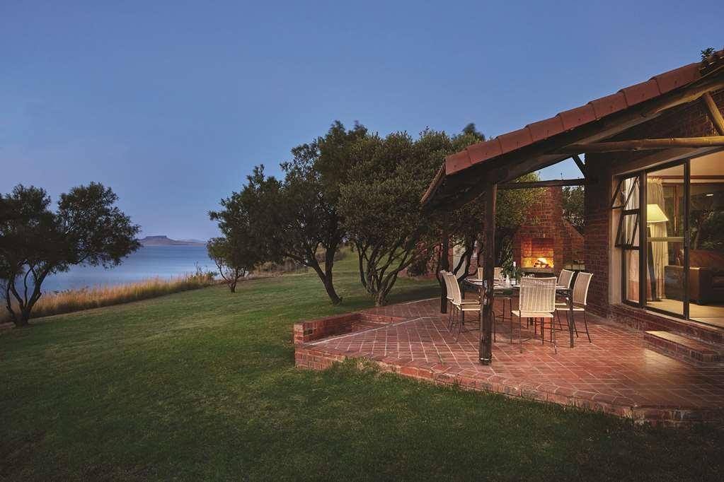 Hotel First Group Qwantani Harrismith Pokoj fotografie