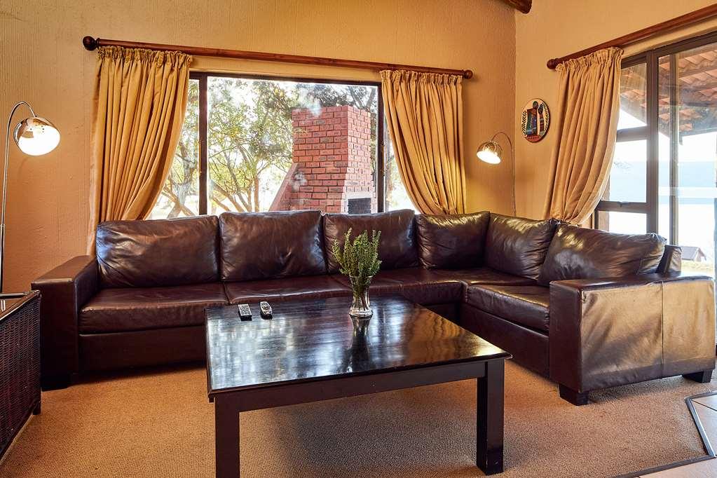 Hotel First Group Qwantani Harrismith Pokoj fotografie