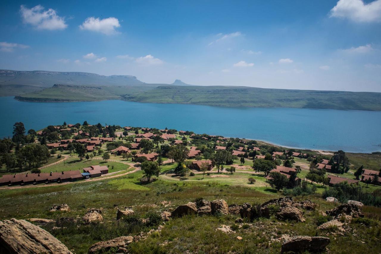 Hotel First Group Qwantani Harrismith Exteriér fotografie
