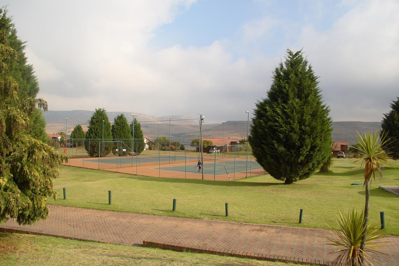 Hotel First Group Qwantani Harrismith Exteriér fotografie